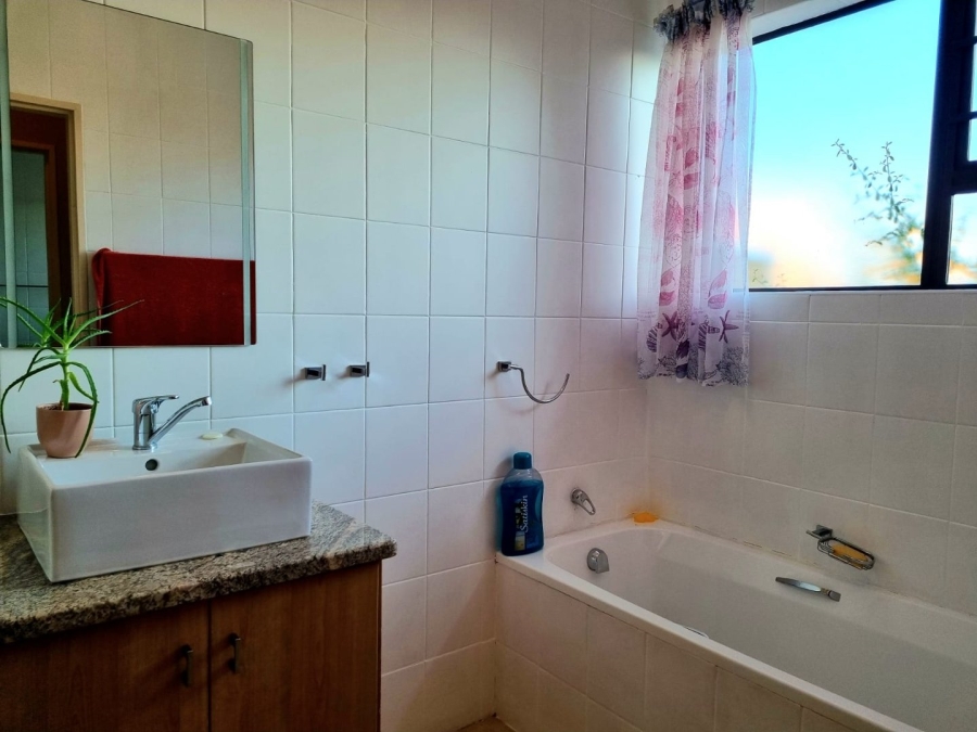 3 Bedroom Property for Sale in Hillcrest Northern Cape